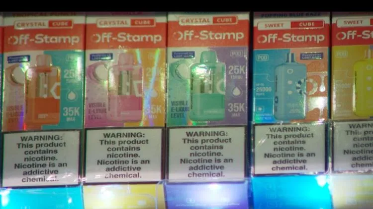 Aurora lawmakers cast final vote to adopt tobacco, psychoactive substance retail license